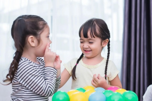 ลูกบอลของเล่นสำหรับเด็กปฐมวัย ที่เล่นได้หลากหลายรูปแบบ