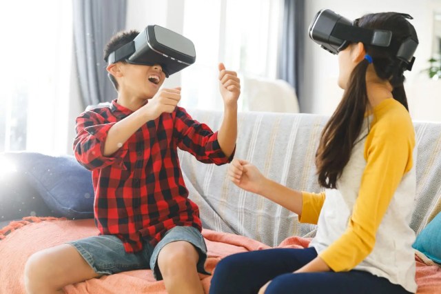 edtech-refers-to-the-application-of-technology-to-teaching-and-learning EdTech คือ การนำเทคโนโลยีมาประยุกต์ใช้กับการเรียนการสอน