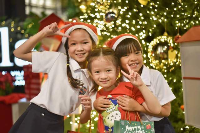 การคิดบวก เป็นทักษะทางสังคมที่ช่วยให้เด็กเป็นคนอารมณ์ดีและมั่นใจในตัวเอง