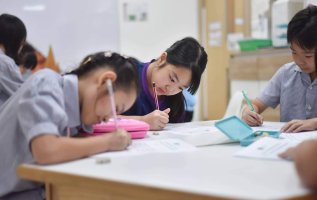 Problem-based Learning เน้นวิธีการแก้ปัญหาในเชิงทฤษฎี ไม่ต้องสร้างแบบจำลอง