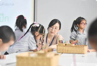 Student listening teacher