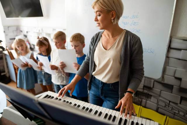 importance-of-music-and-art-education-in-child-development ความสำคัญของการเรียนดนตรีและศิลปะ เสริมพัฒนาการด้านใดบ้าง