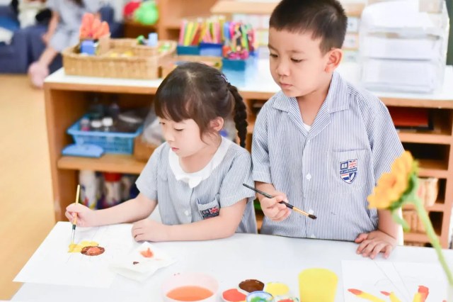 ตัวอย่างกิจกรรมส่งเสริมทักษะ 4Cs ในเด็กปฐมวัย